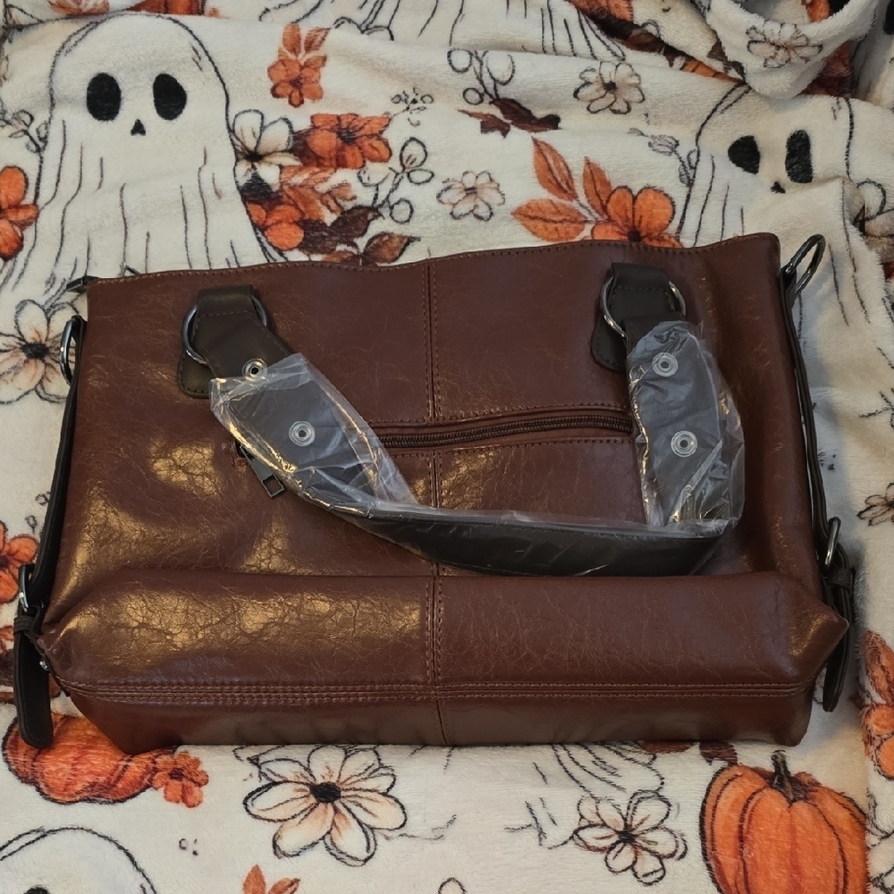 Elegant Brown Shoulder Bag - Picture 3 of 5